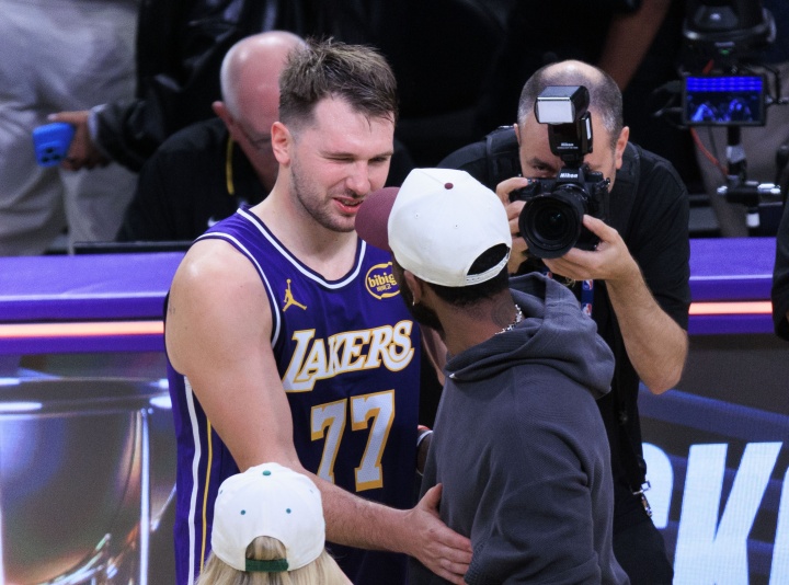 湖人比24年独行侠强?平森回复巴克利:ESPN雇你就为让你瞎扯淡?