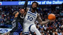 [腾讯原声集锦]🏀森林狼轻取独行侠 华子复出17分 道苏姆三双 弗拉格19中5